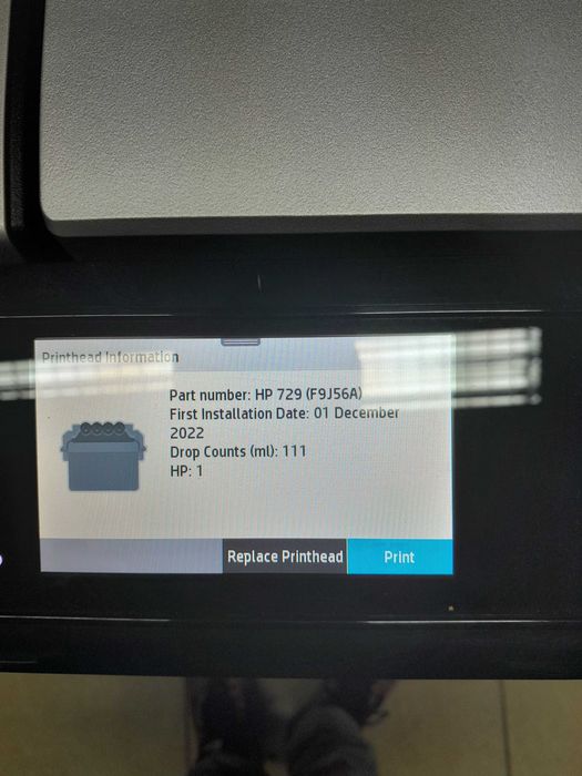 HP Designjet T830 MFP ze skanerem,  ploter wielofunkcyjny licznik 273m