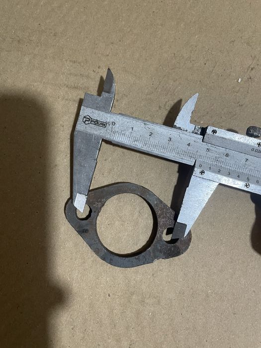 Фланец выхлопной трубы