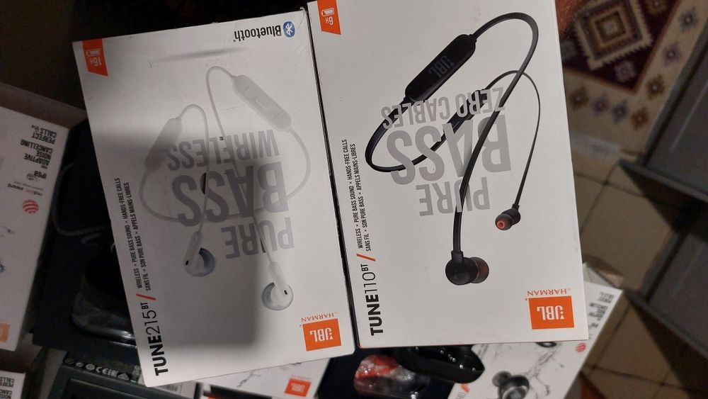Słuchawki JBL AERO,  JBL FLEX  Glosnik JBL GOEsential