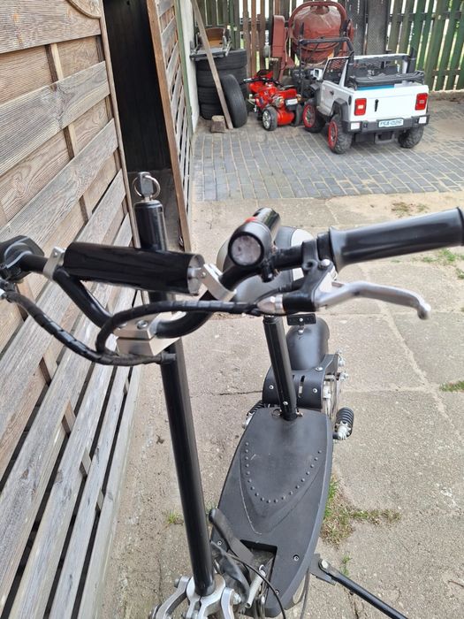 Hulajnoga elektryczna