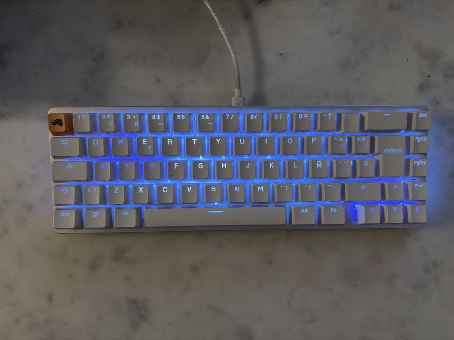 Teclado Mecânico Glorious GMMK 2 65% – Layout ES