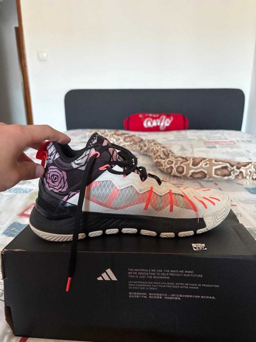 Modelo: Adidas D.O.N. Issue #4
Edition Limited