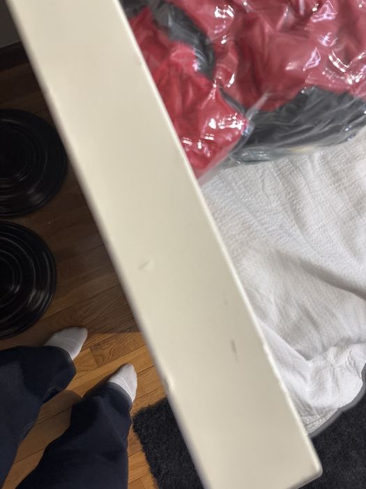 Cama dupla com arrumação – branca