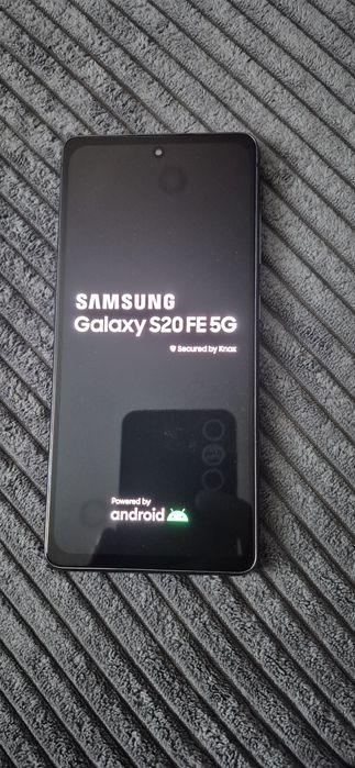 Samsung s 20 fe stan idealny