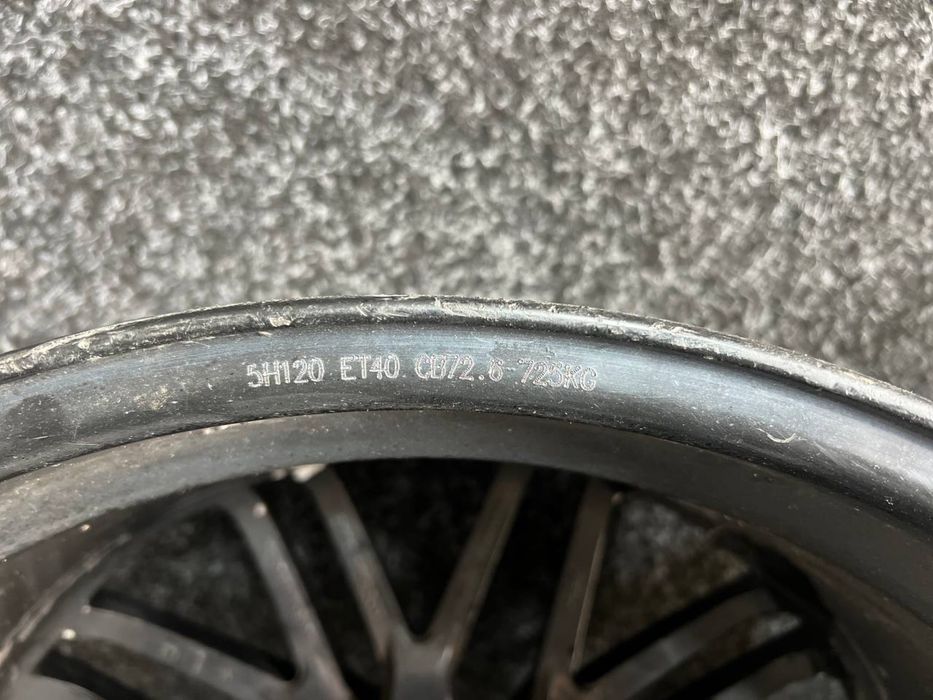 Диски BMW Emotion Wheels 5x120 8.5R19 ET40 DIA72.6 Wasabi