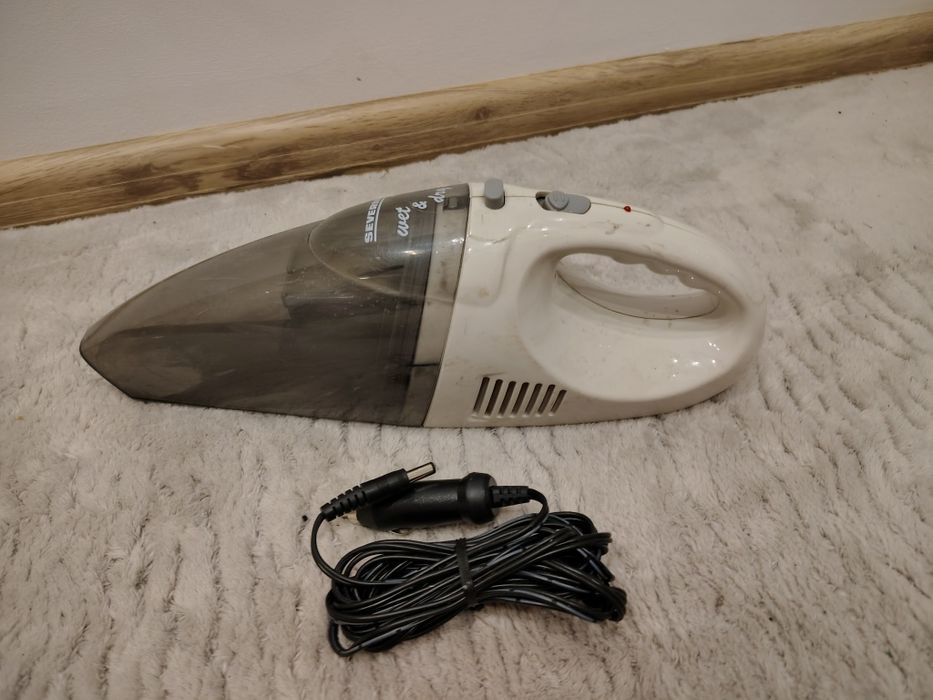 Odkurzacz samochodowy