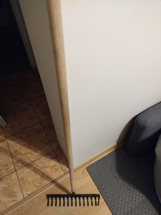 Nowe grabie ogrodowe działka ogródek