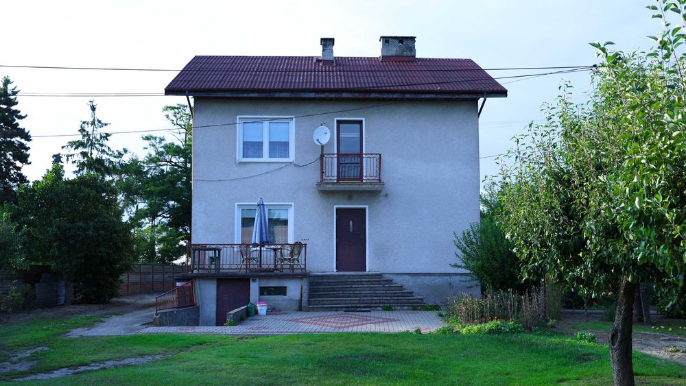 Dom z ogrodem, garażem i budynkiem gospodarczym-Czerwińsk nad Wisłą-16 arów