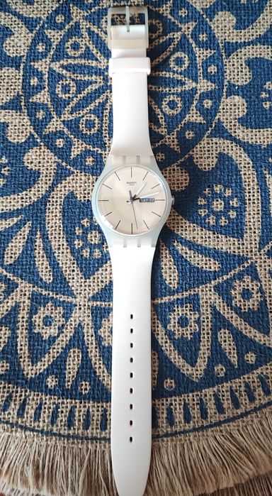 Swatch swiss Saiko наручные часы годинники женские