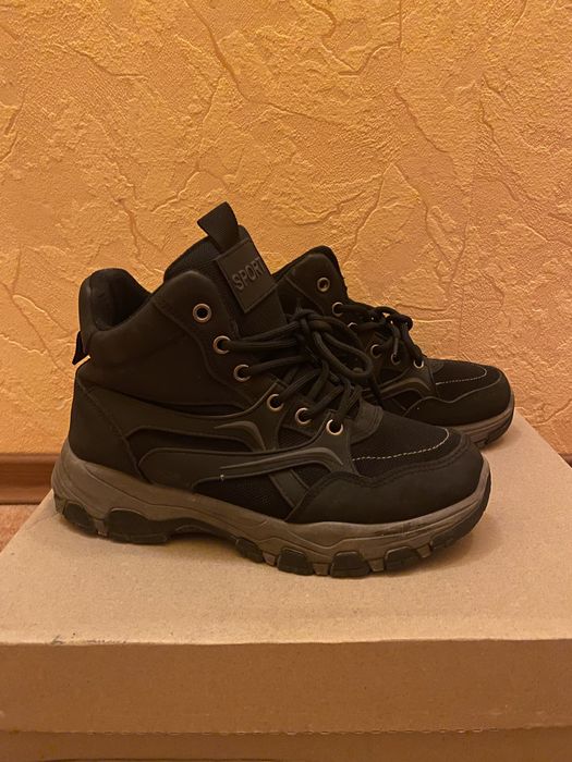 Зимові ботинки на хлопчика