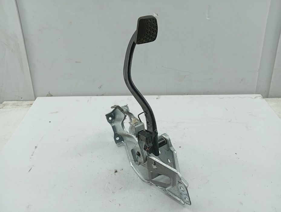 Pedal de travão - OPEL Astra H GTC (A04) | 05 - 10