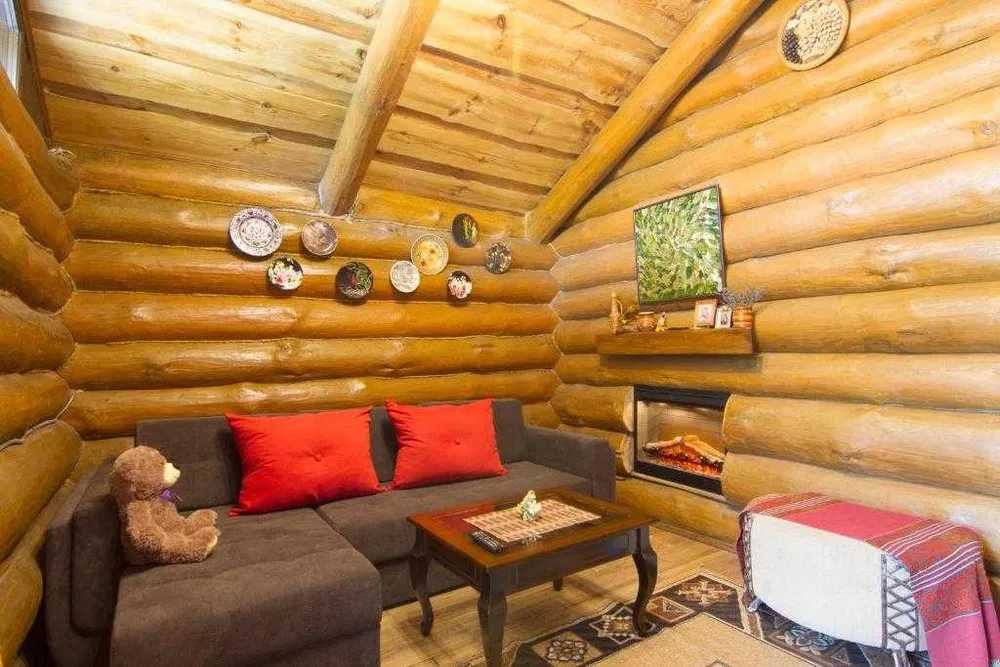 Будинок подобово з басейном та сауною у Гатному МТеремки.