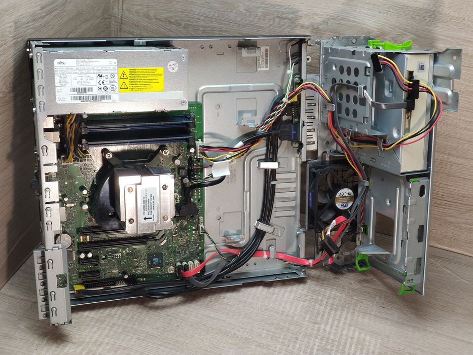 Компютер Fujitsu Esprimo E720 (i5-4690/8gb ddr3)