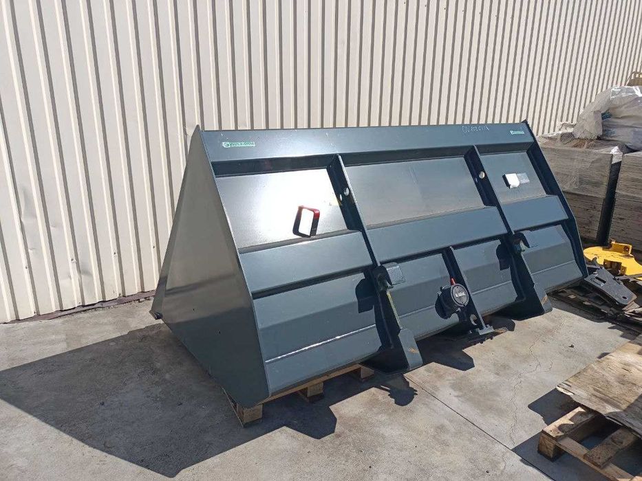 Новий навантажувач Merlo TF35.7-115ЕЕ