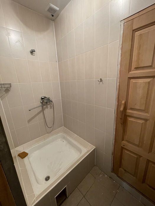 Багатофункціональний комплекс 1094 м² у Шевченківському районі