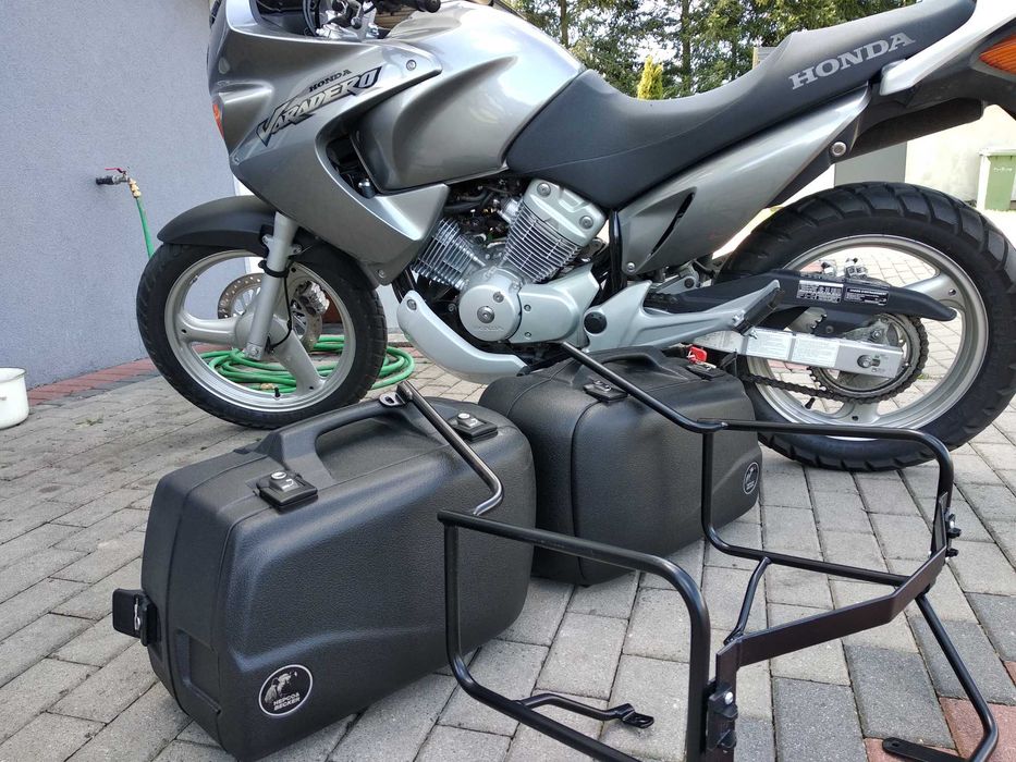 Honda Varadero XL 125 SUPER STAN