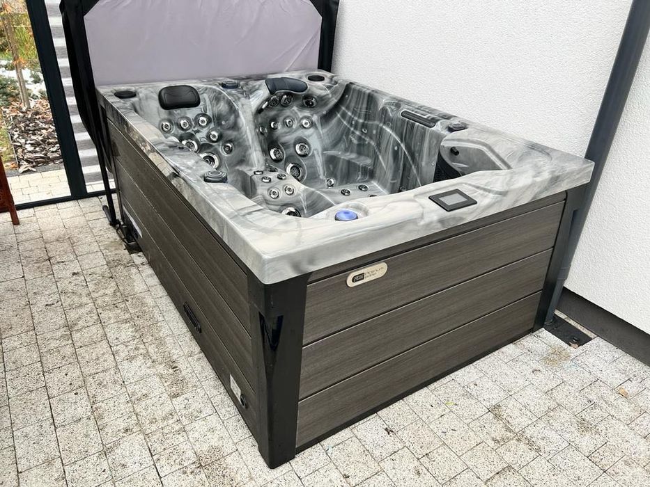 NEW Dżakuzi ogrodowe spa TOPAZ PlatinumSpas 3-os. wodospad ozonator