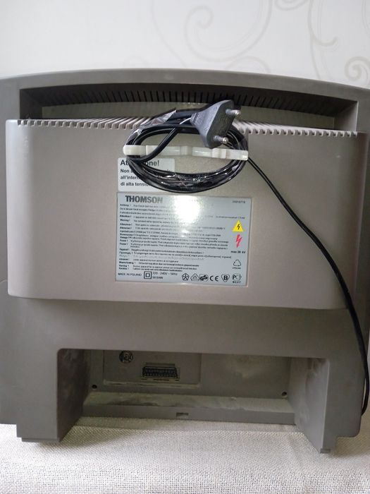 Телевизор Thomson 21MX15E  Томпсон