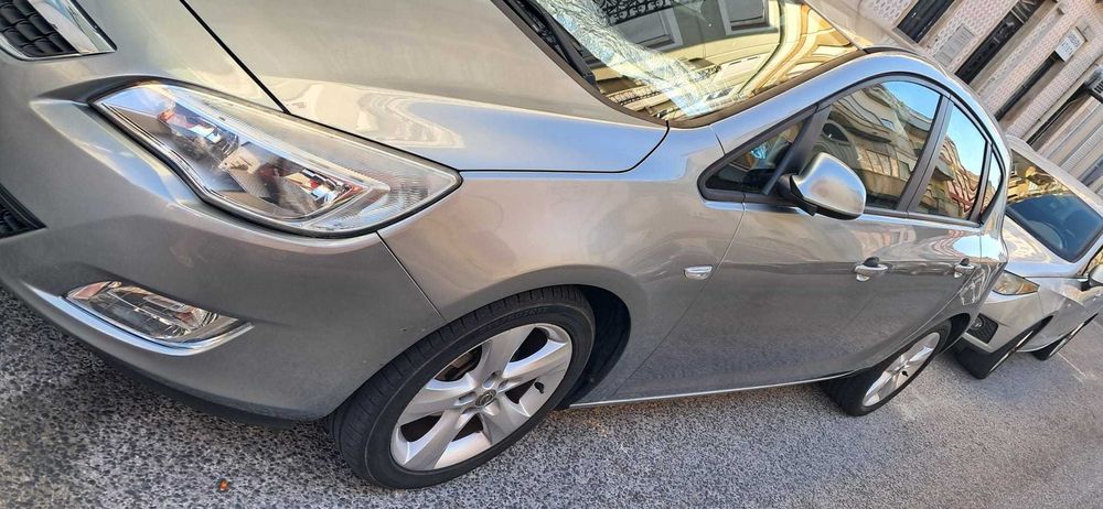 Astra J 1.3 2011