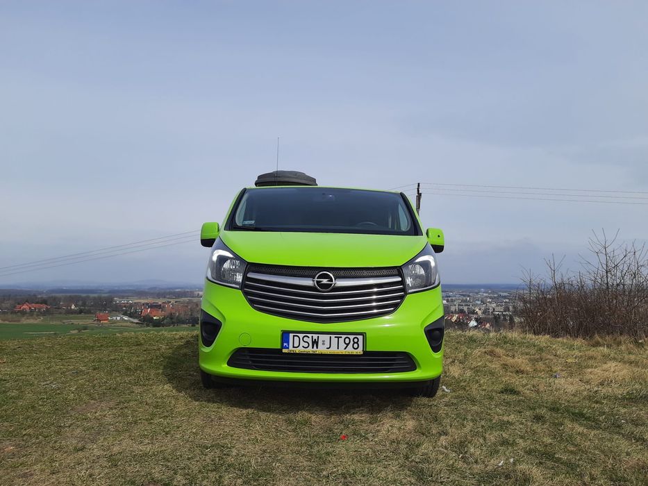 Wynajem Bus 9 osób Extra Long