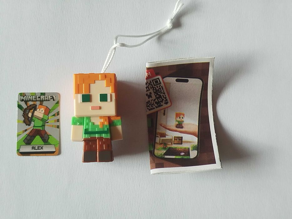 Figurka, zabawka Kinder Joy Minecraft, Alex + karta