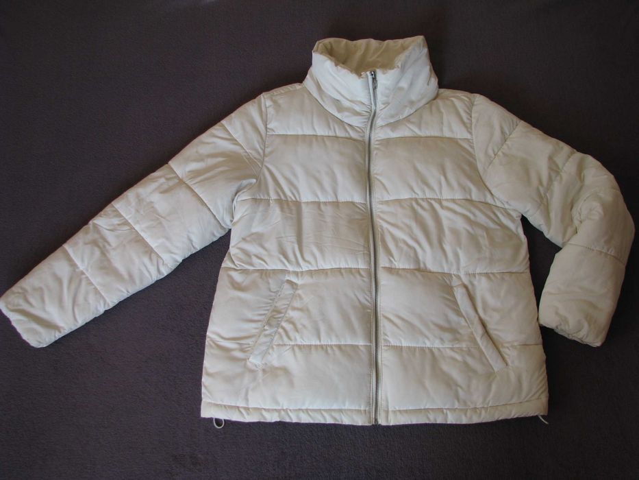 Pikowana, puchata kurtka z wysoką stójką, ecri, rozm 42