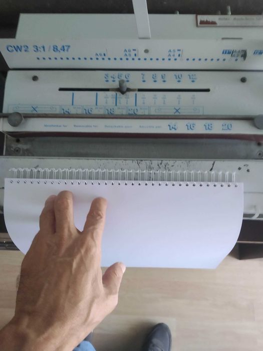 Encadernadora manual A3/A4/A5/A6 (espiral e arame duplo)