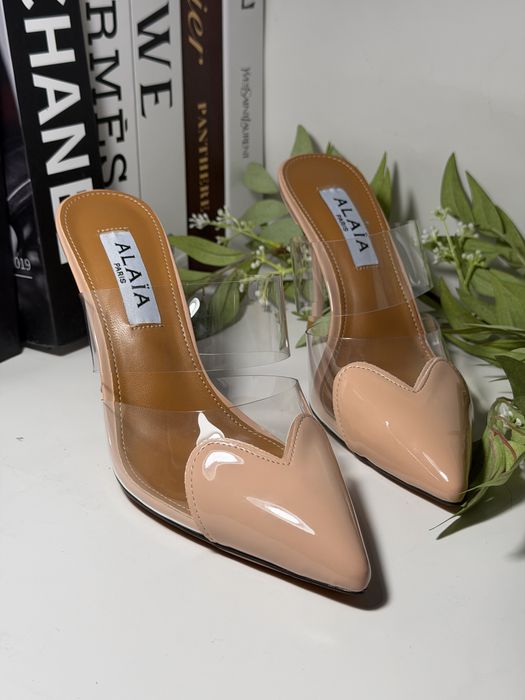 Туфлі сердечки Alaia