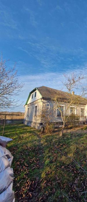 Продаж будинку в с. Дубовець.