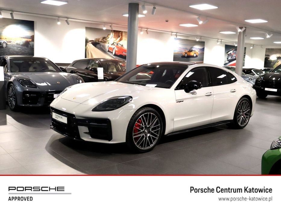 Porsche Panamera 4S E-Hybrid .