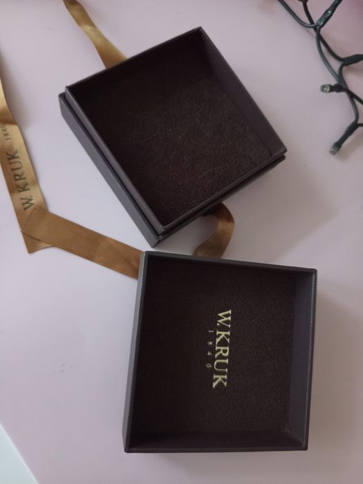 Pudełko na biżuterię Kruk