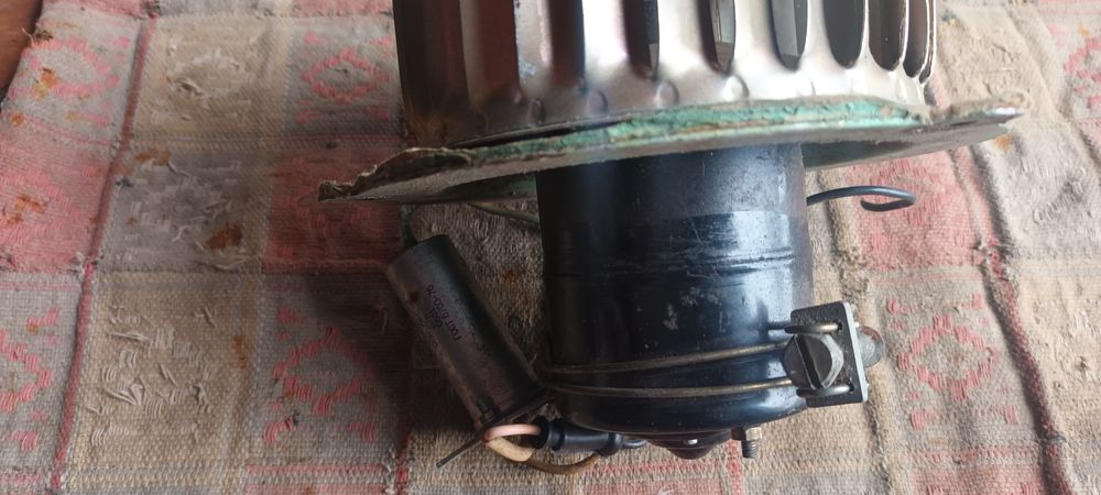 Моторчик до авто  МАЗ