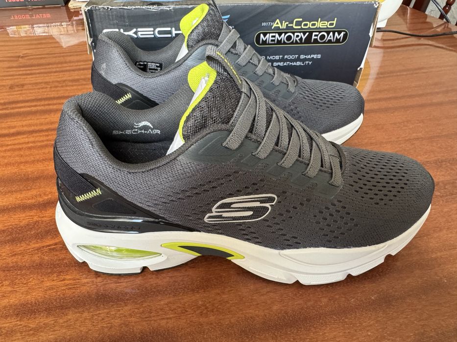 Кросівки чоловічі Skechers 41 розмір