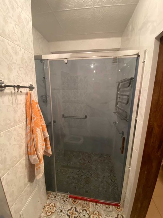 Здам кімнату на Березняках для дівчини/жінки з офісним графіком роботи