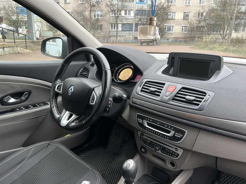 Renault megane 1.5 tdi 2010
