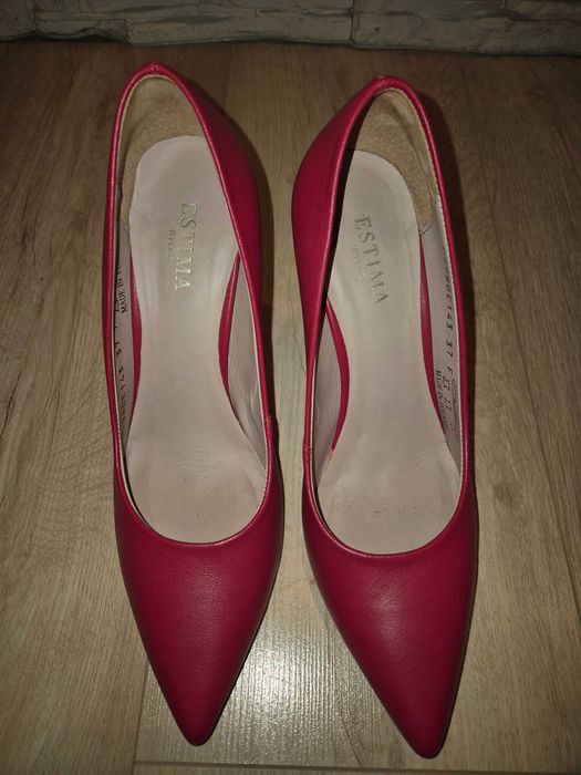 Czerwone szpilki - Ryłko