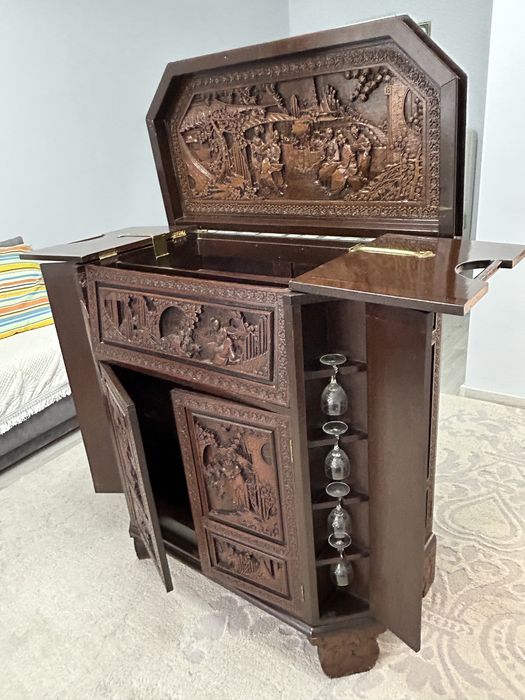 Антикварний міні бар з Португалії