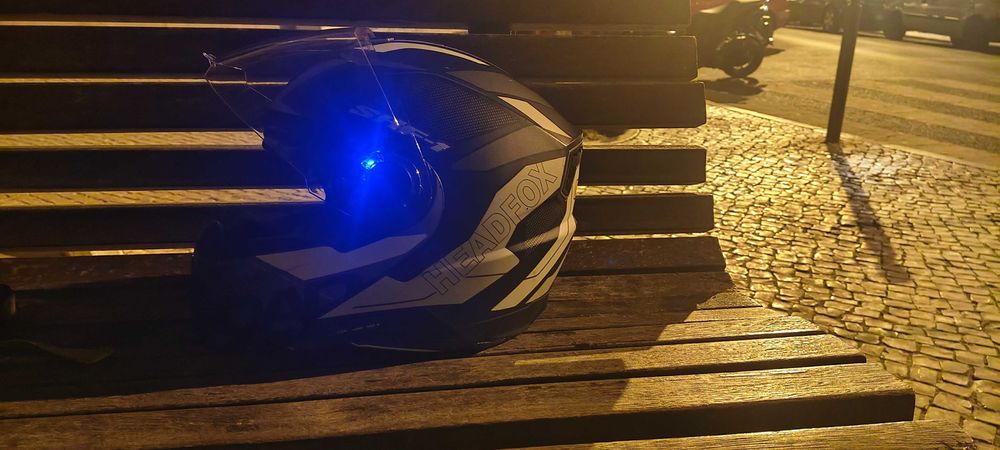 Capacete de moto à prova d'água e com Bluetooth integrado