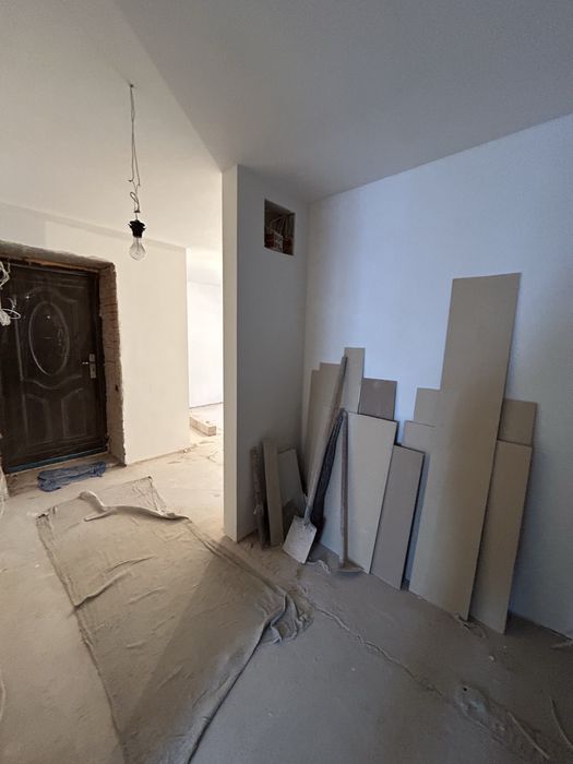 Продаю 2 кімнатну квартиру