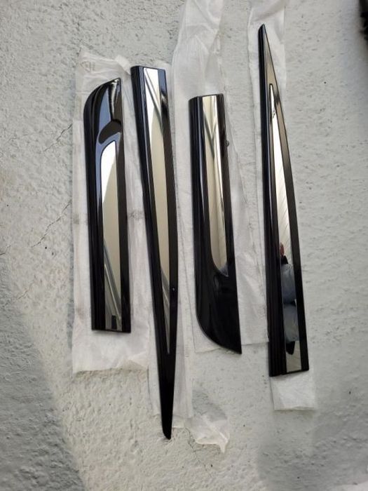 Frisos Exteriores Porta Toyota Yaris Square Collection(Novos originais