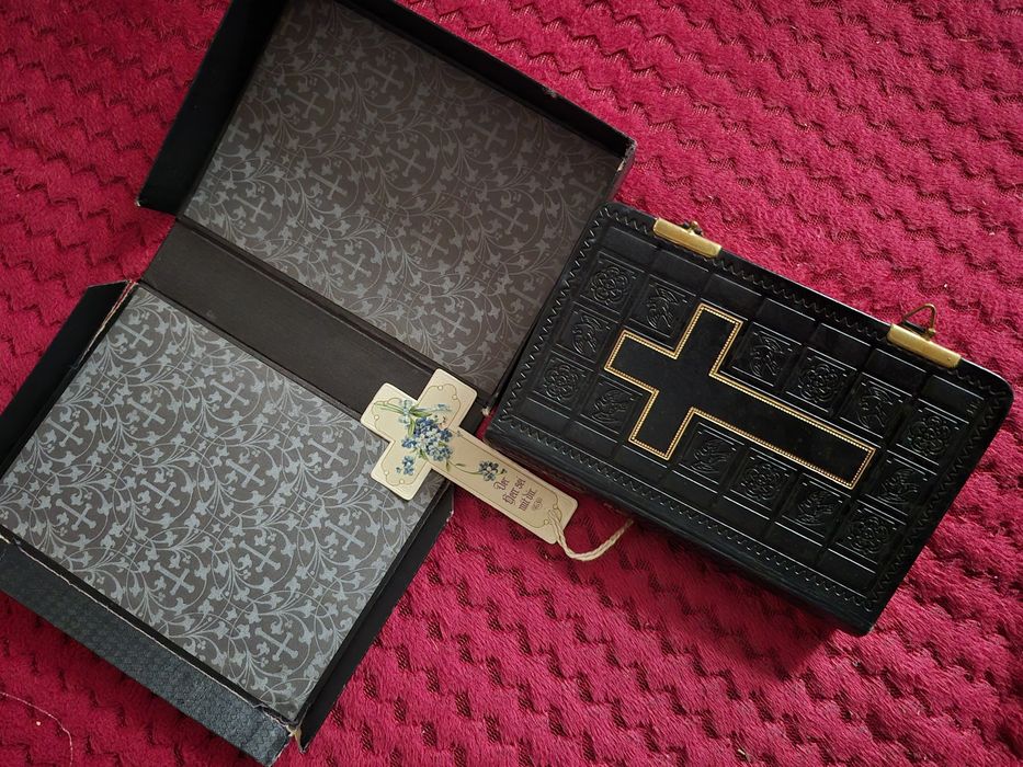 Antyczny śpiewnik luterański 1915 – Saksonia, oprawa ozdobna, z pudełk