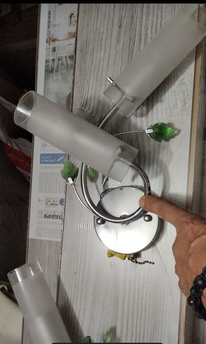 Продам.      Бра