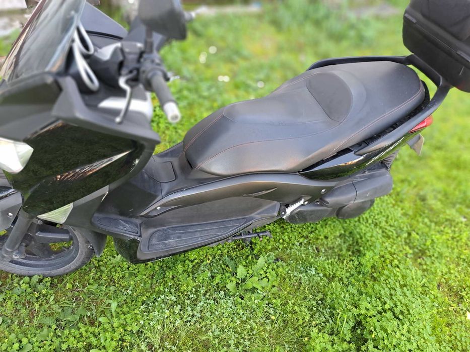 Yahama X-MAX 250CC 1150€