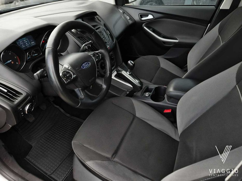 Wynajem auta Wypożyczalnia samochodów Ford Focus 1.6 TDCi 95 KM NAVI CZUJNIKI KLIMA