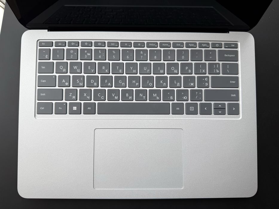 Surface Laptop Studio 16/256, 14”, i5 11 gen 11300h