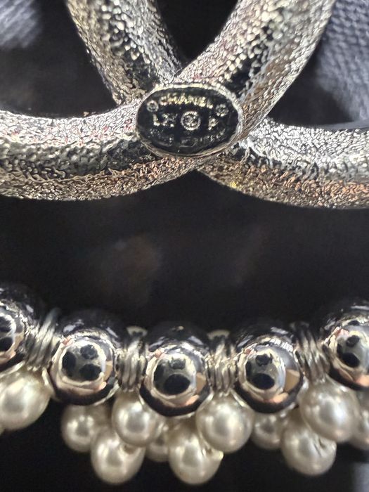 Chanel - unikatowa broszka