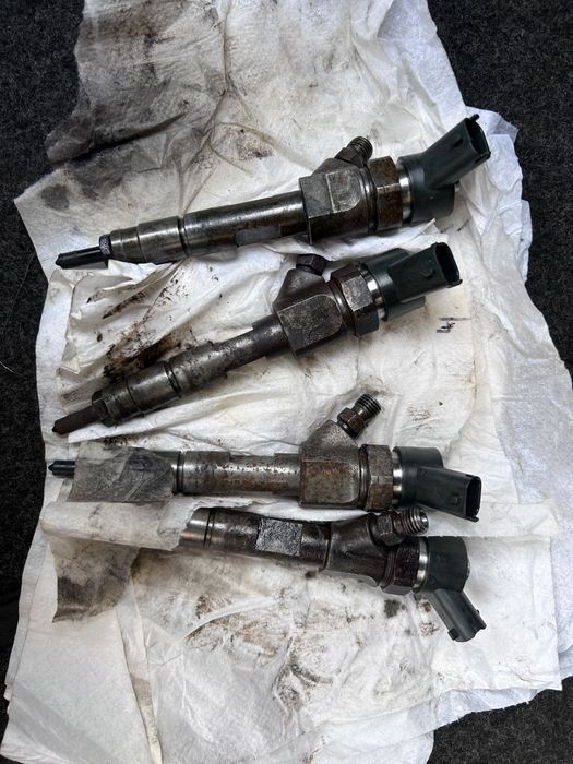 Продам форсунки Рено Меган 2 1.9 dci