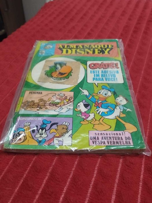 Almanaque Disney n° 60 de 1976 com o brinde