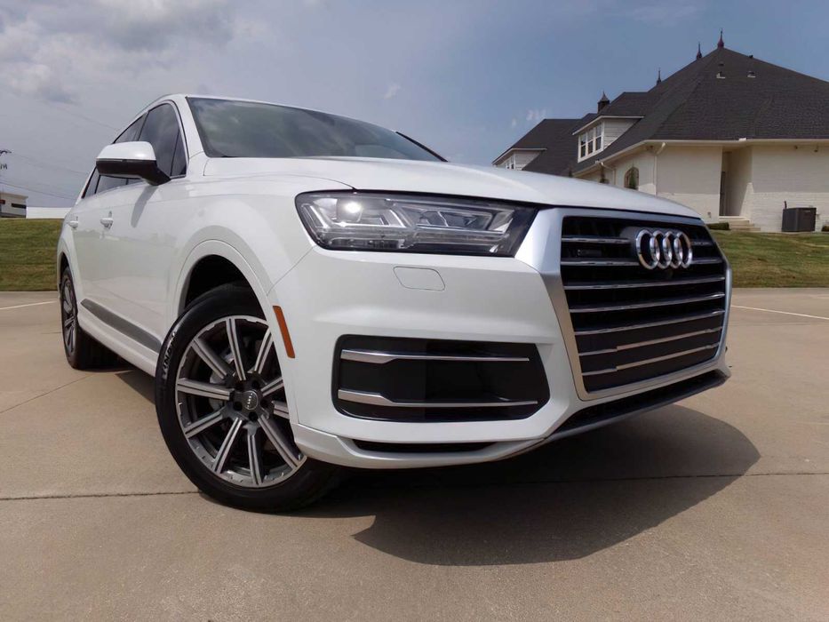 Audi Q7      2019