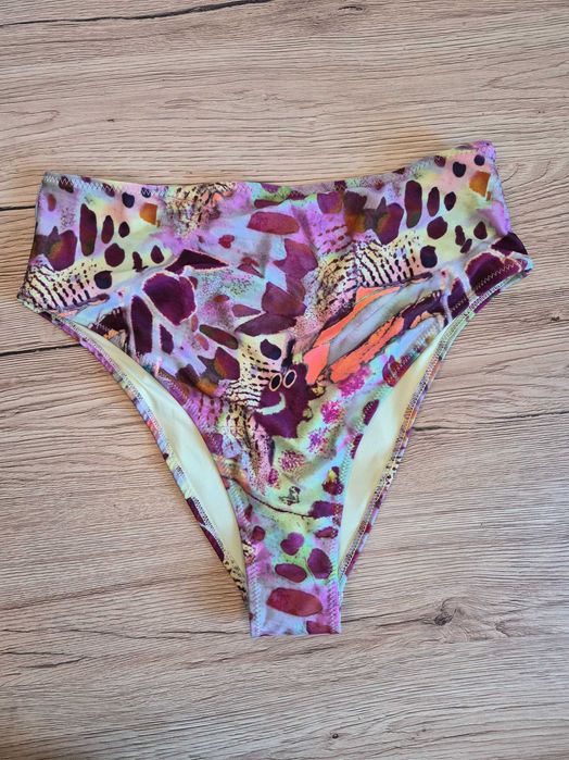 Kolorowy dół od bikini z wysokim stanem hippie psychodelic